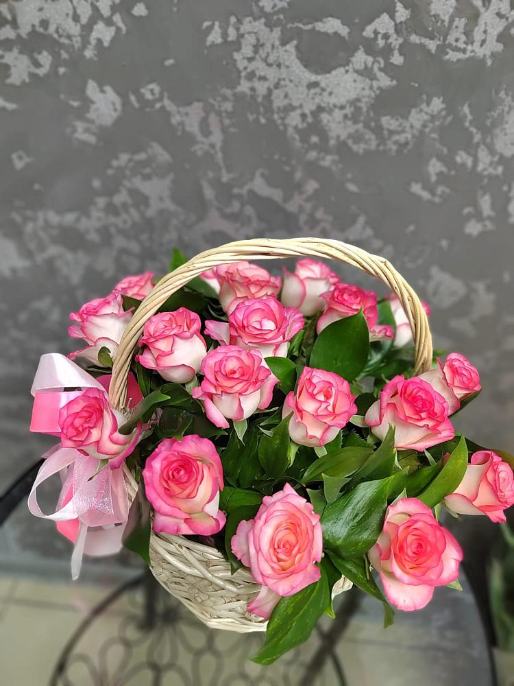 Цветочная композиция из Розы в корзине в Переволоцкий