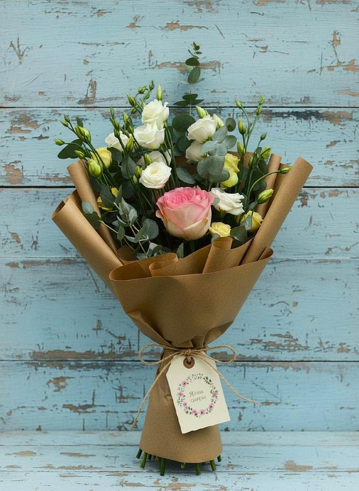 Букет цветов из: Розы и Лизиантусы в Переволоцкий