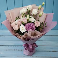 Букет цветов из:  Розы и Лизиантусы в Переволоцкий