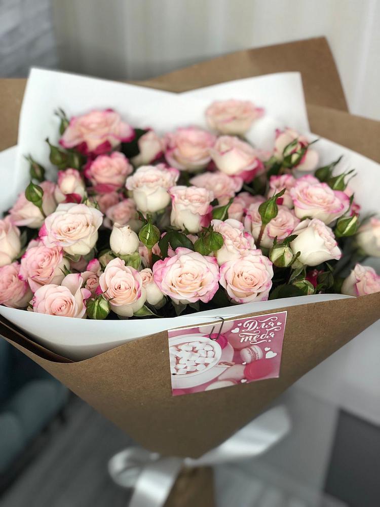 Букет цветов из: Розы в Переволоцкий