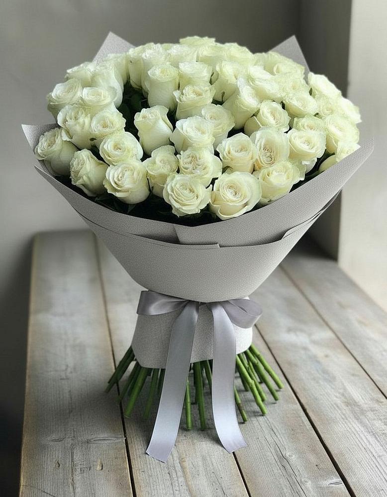 Букет 35 Белых роз в Переволоцкий