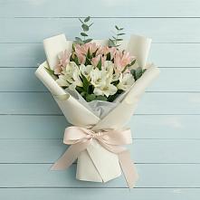 Букет цветов из:  Альстромерии #REPLACE_PRED# Переволоцкий