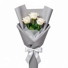 Букет 3 белые розы в Переволоцкий