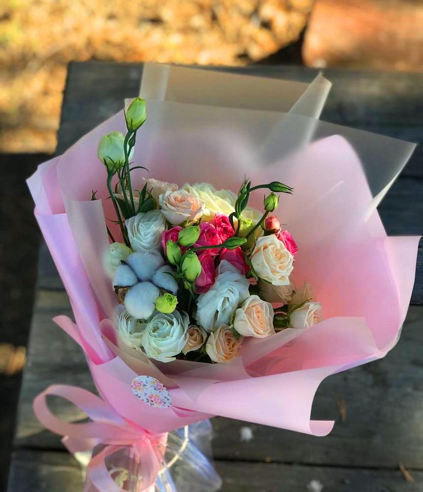 Букет цветов из: Розы и Лизиантусы в Переволоцкий