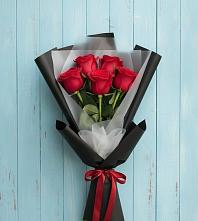 Букет цветов из:  Розы #REPLACE_PRED# Переволоцкий