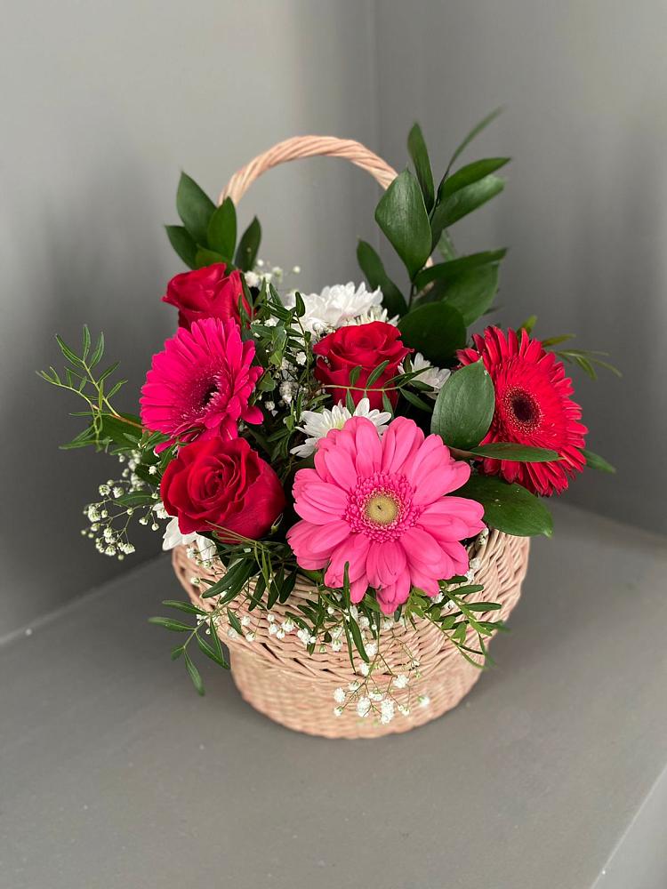Цветочная композиция из Розы, Хризантемы и Герберы в корзине в Переволоцкий