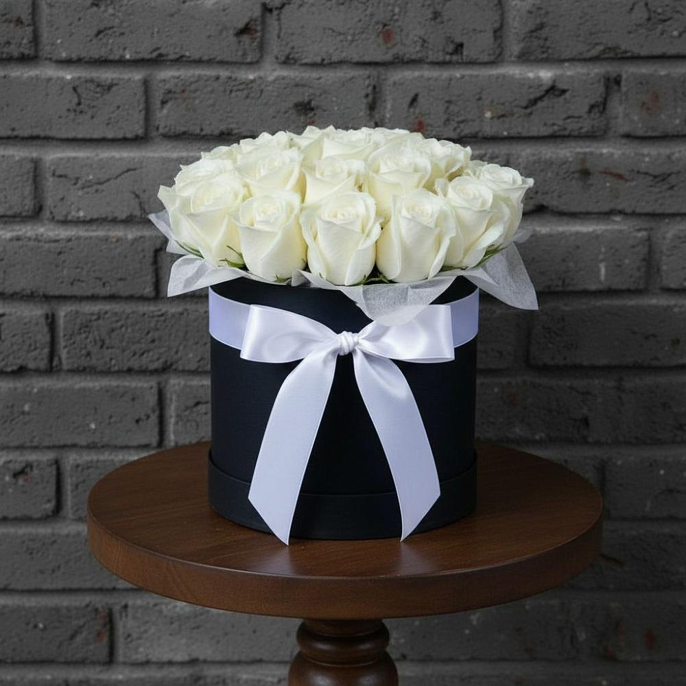 Цветочная композиция из Розы в шляпной коробке в Переволоцкий