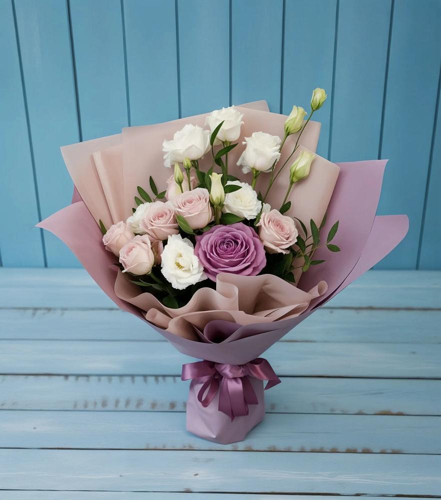 Букет цветов из: Розы и Лизиантусы в Переволоцкий